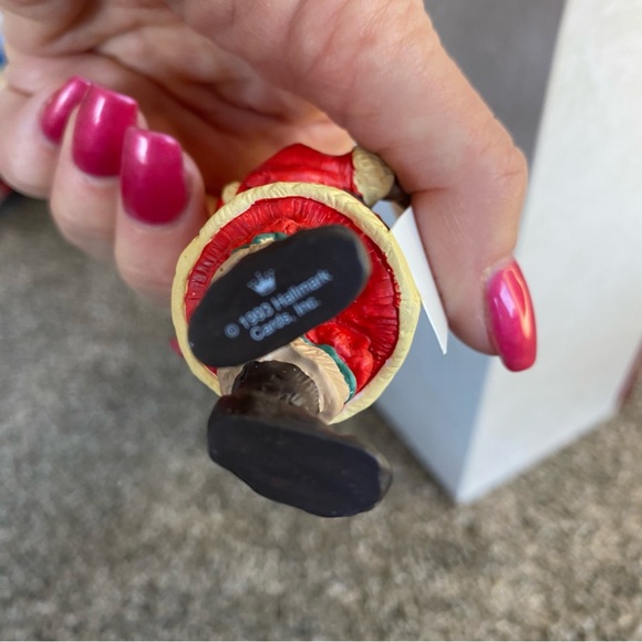 Hallmark Santas Favorite Stop Fireplace 1993 in Box 2 Signatures - Picture 9 of 9